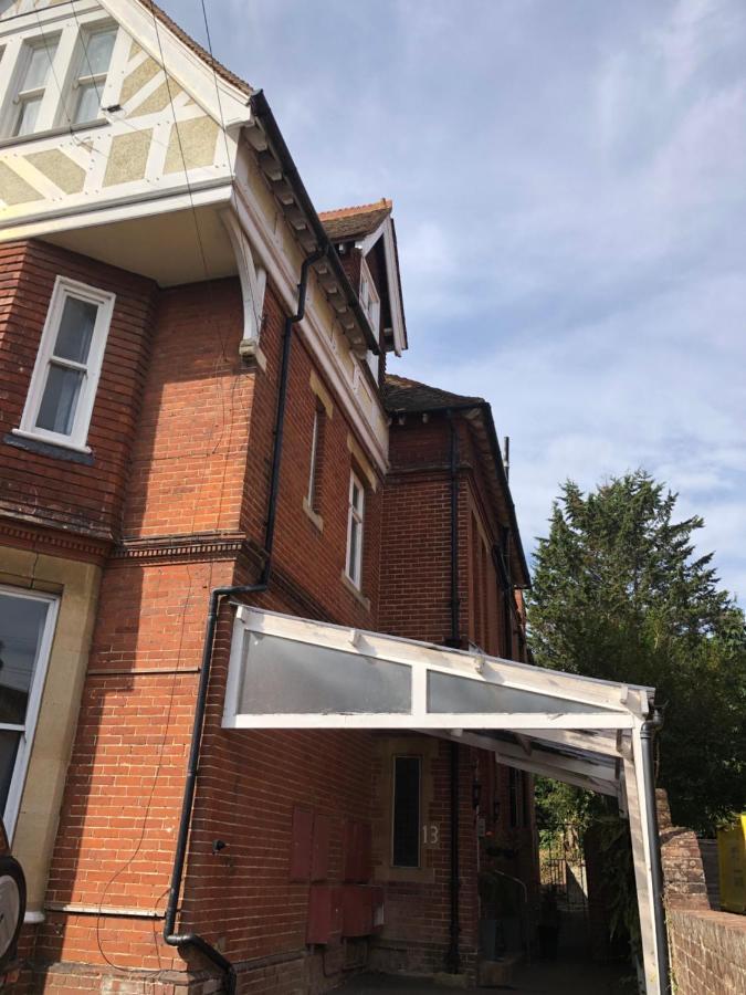 Canterbury Accommodations With Free Car Park Onsite And High Speed Wifi Exteriér fotografie