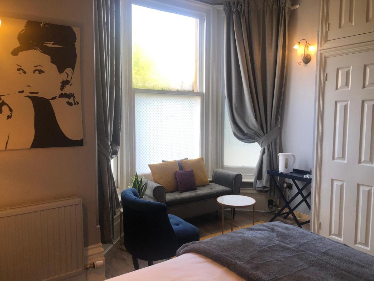 Canterbury Accommodations With Free Car Park Onsite And High Speed Wifi Exteriér fotografie