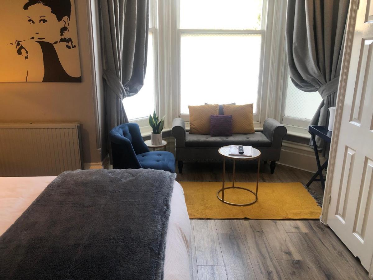 Canterbury Accommodations With Free Car Park Onsite And High Speed Wifi Exteriér fotografie