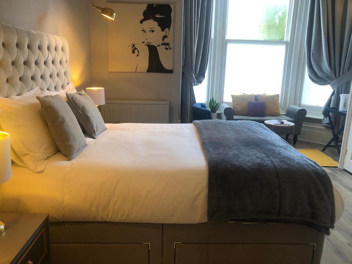 Canterbury Accommodations With Free Car Park Onsite And High Speed Wifi Exteriér fotografie