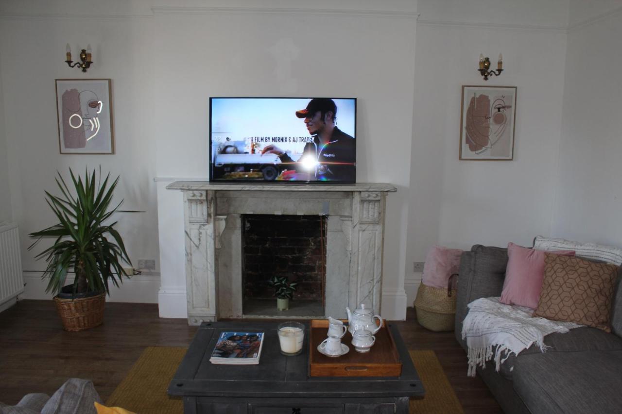 Canterbury Accommodations With Free Car Park Onsite And High Speed Wifi Exteriér fotografie