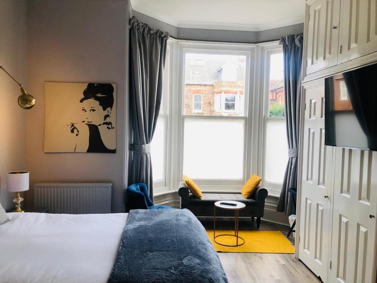 Canterbury Accommodations With Free Car Park Onsite And High Speed Wifi Exteriér fotografie